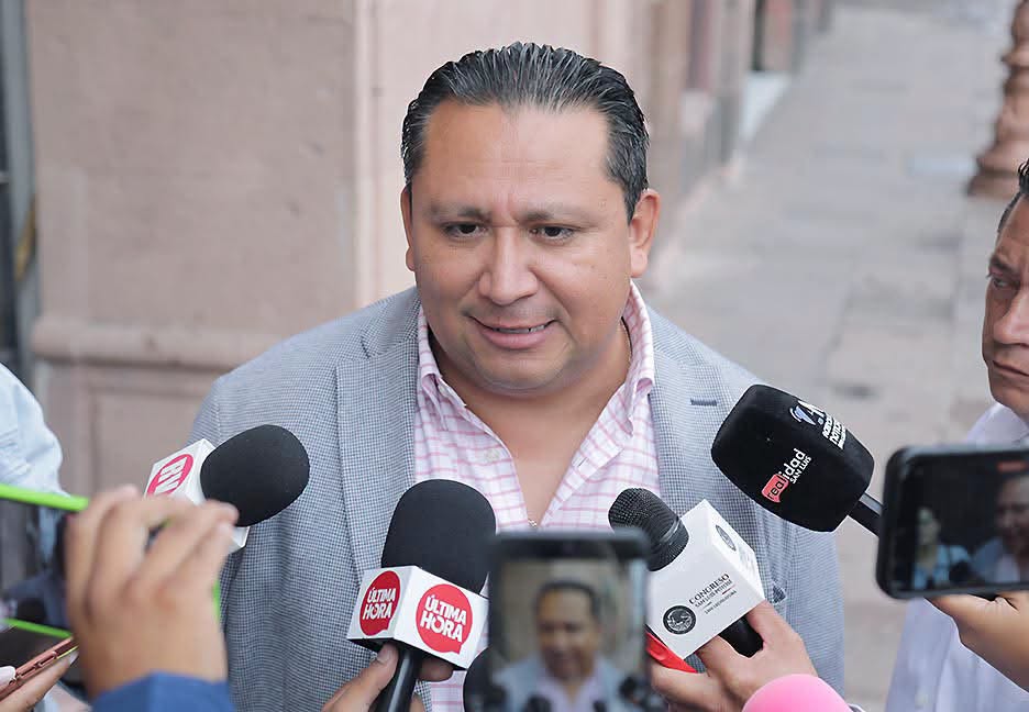 EL CONGRESO DEL ESTADO SE MANTENDRÁ DE PUERTAS ABIERTAS PARA ATENDER Y DIALOGAR CON LA CIUDADANÍA.