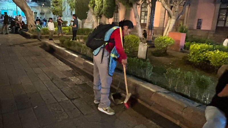 Gobierno de la Capital realiza limpieza después de festejos patrios Centro Histórico luce limpio