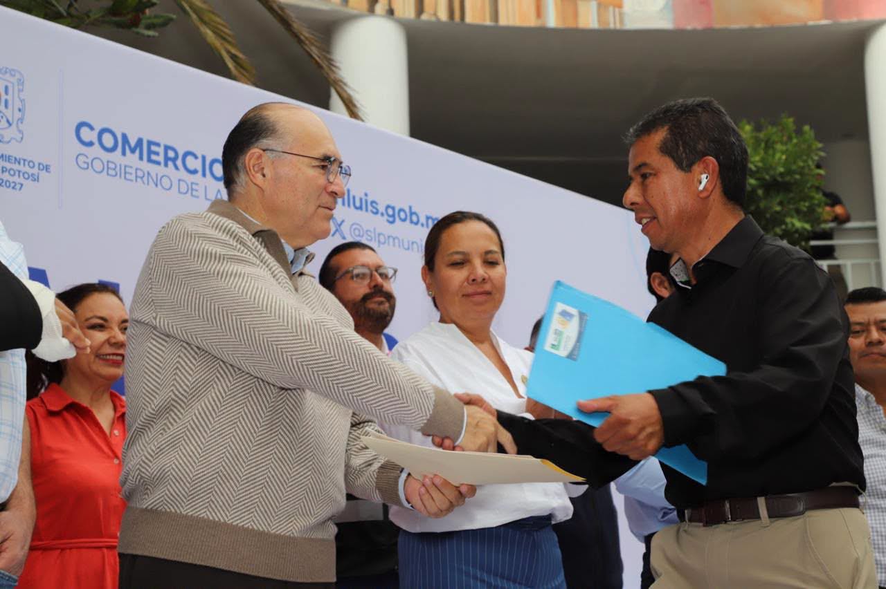 ENRIQUE GALINDO SIMPLIFICA TRÁMITES PARA NEGOCIOS EN SAN LUIS CAPITAL