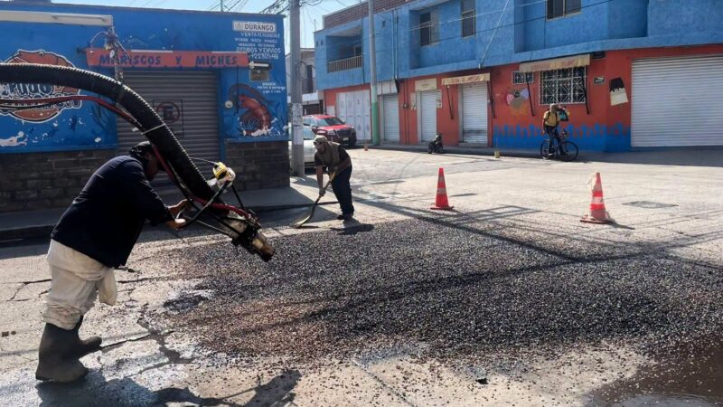 Gobierno Municipal mantiene trabajos permanentes de bacheo y rehabilitación de vialidades