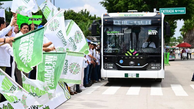 EL GOBERNADOR RICARDO GALLARDO ARRANCA LA NUEVA REDMETRO EN RIOVERDE