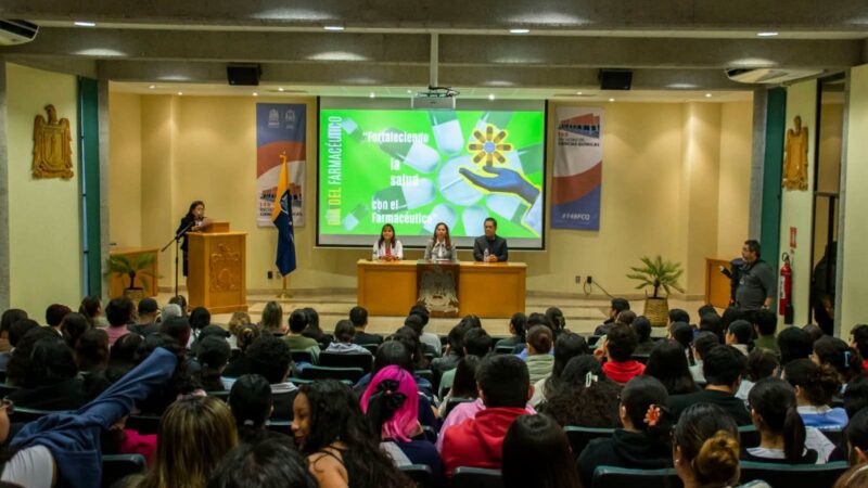 Farmacéuticos, pieza clave en la prevención y atención de la salud: UASLP.