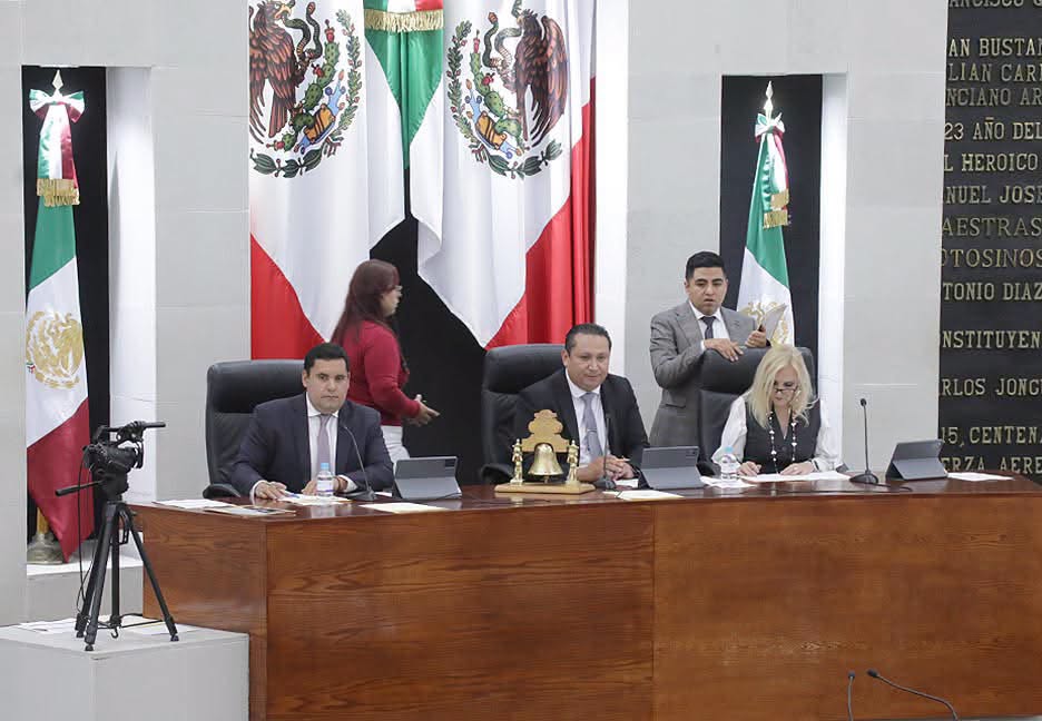 EN SESIÓN EXTRAORDINARIA SE APROBÓ LA REFORMA A LA LEY DE EDUCACIÓN DEL ESTADO PARA ESTABLECER RESTRICCIÓN DURANTE LA JORNADA ESCOLAR, DEL USO PERSONAL Y NO PEDAGÓGICO DE TELÉFONOS CELULARES.