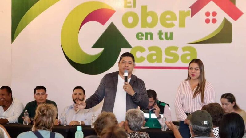 RICARDO GALLARDO LLEVA AL GOBIERNO DIRECTAMENTE A LOS HOGARES POTOSINOS