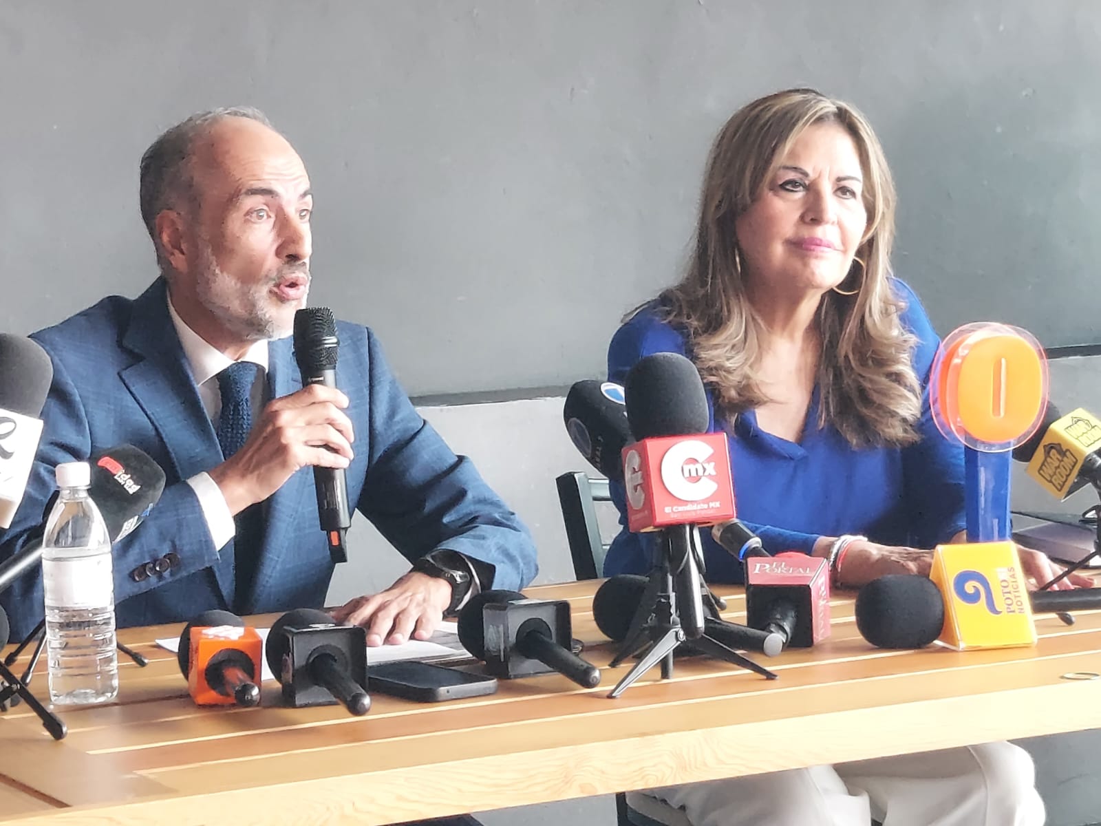 “Quiero trabajar con todos y que la capital sea de todos”: De los Santos Anaya
