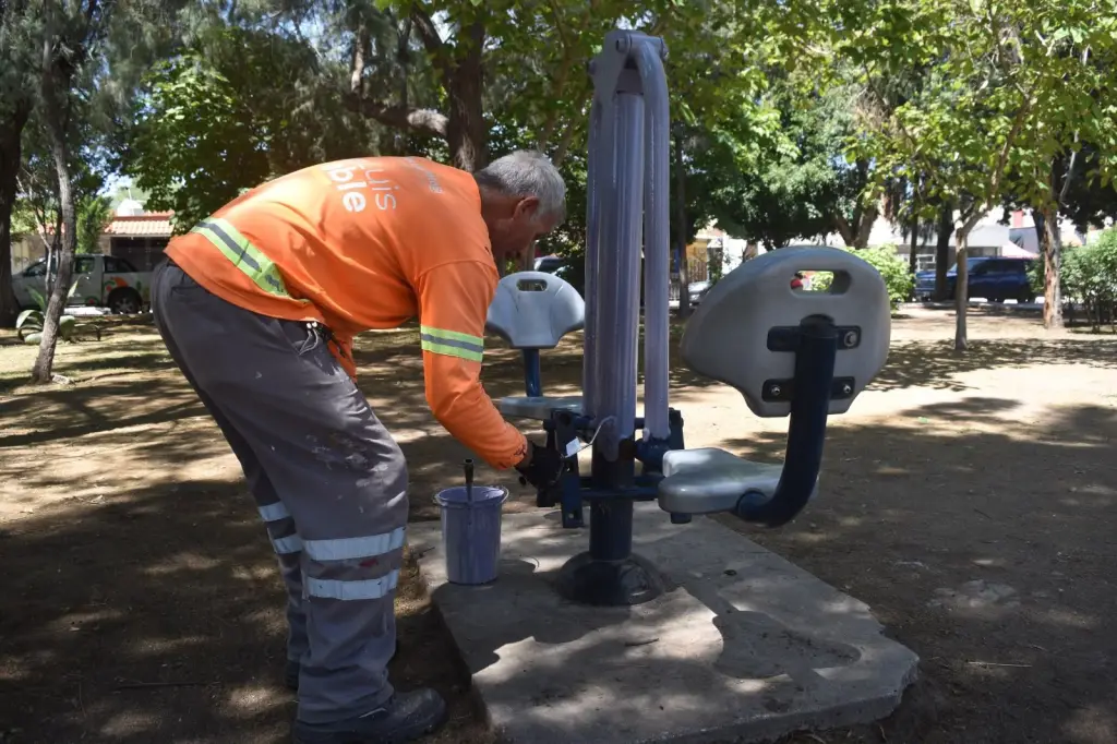 Transforma Gobierno de la Capital áreas verdes en colonias Progreso y Arboleda Tangamanga