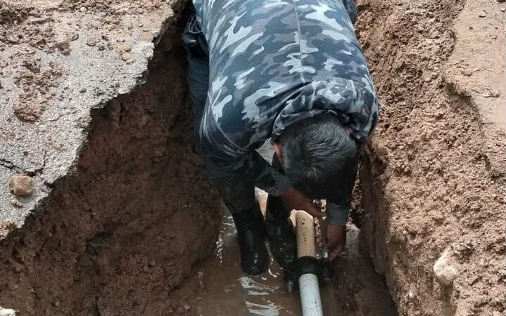 Con mantenimiento a la red, Interapas mejora el suministro en colonia San José de Soledad