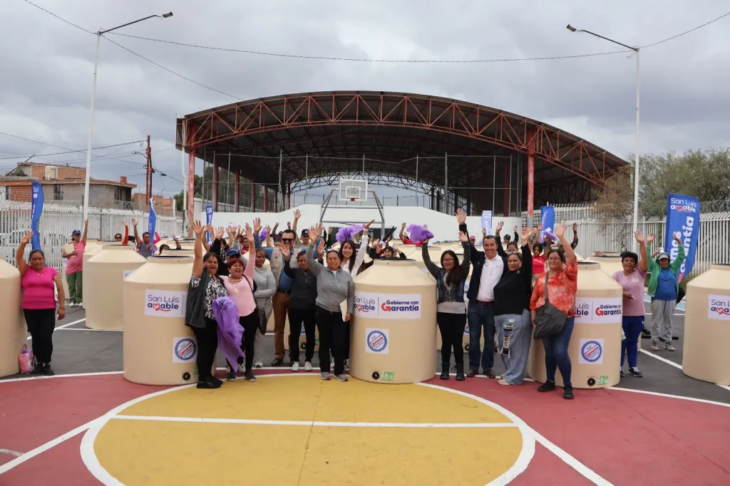 Gobierno Municipal fortalece el almacenamiento seguro de agua en comunidades de la zona norte