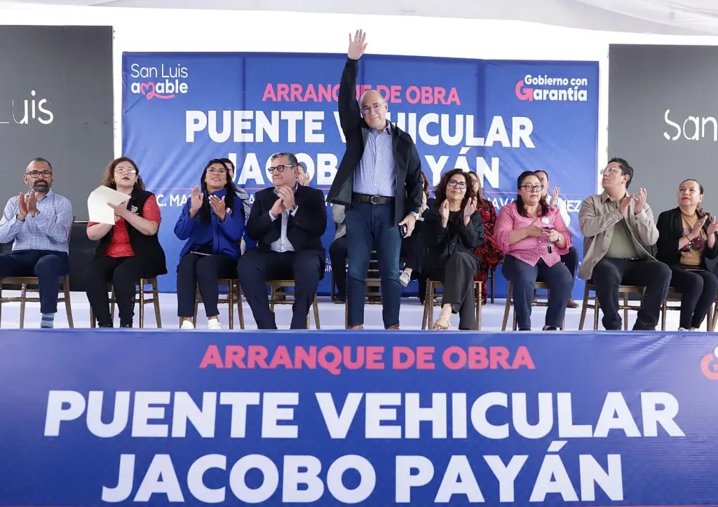 Enrique Galindo impulsa infraestructura que resuelve necesidades históricas de la Capital