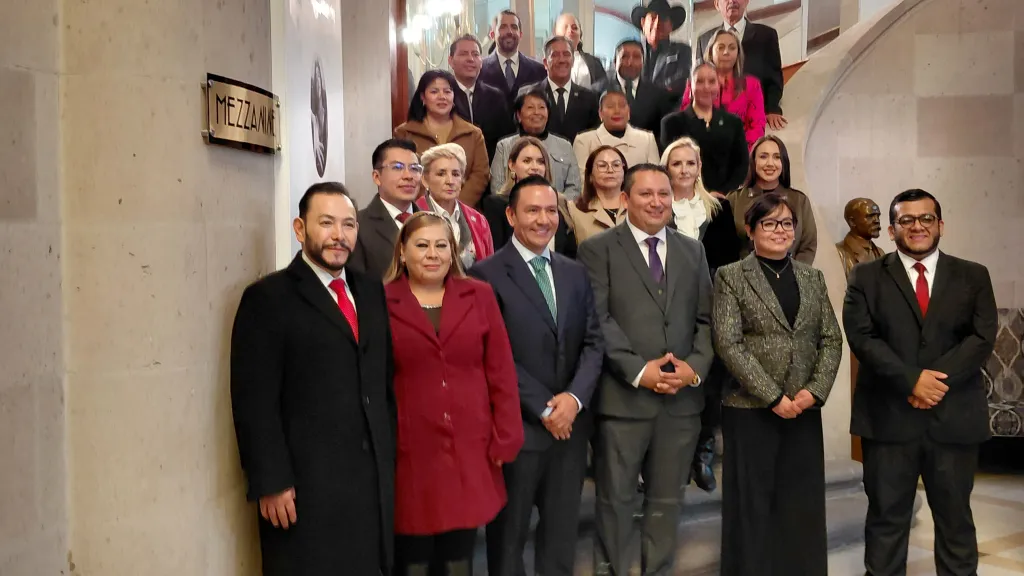 CELEBRA CONGRESO DE SAN LUIS POTOSÍ BICENTENARIO DE LA CONSTITUCIÓN DE 1826 CON SESIÓN SOLEMNE Y DEVELACIONES HISTÓRICAS