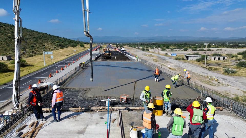 AVANZA CONSTRUCCIÓN DE LA NUEVA AUTOPISTA SAN LUIS–MATEHUALA