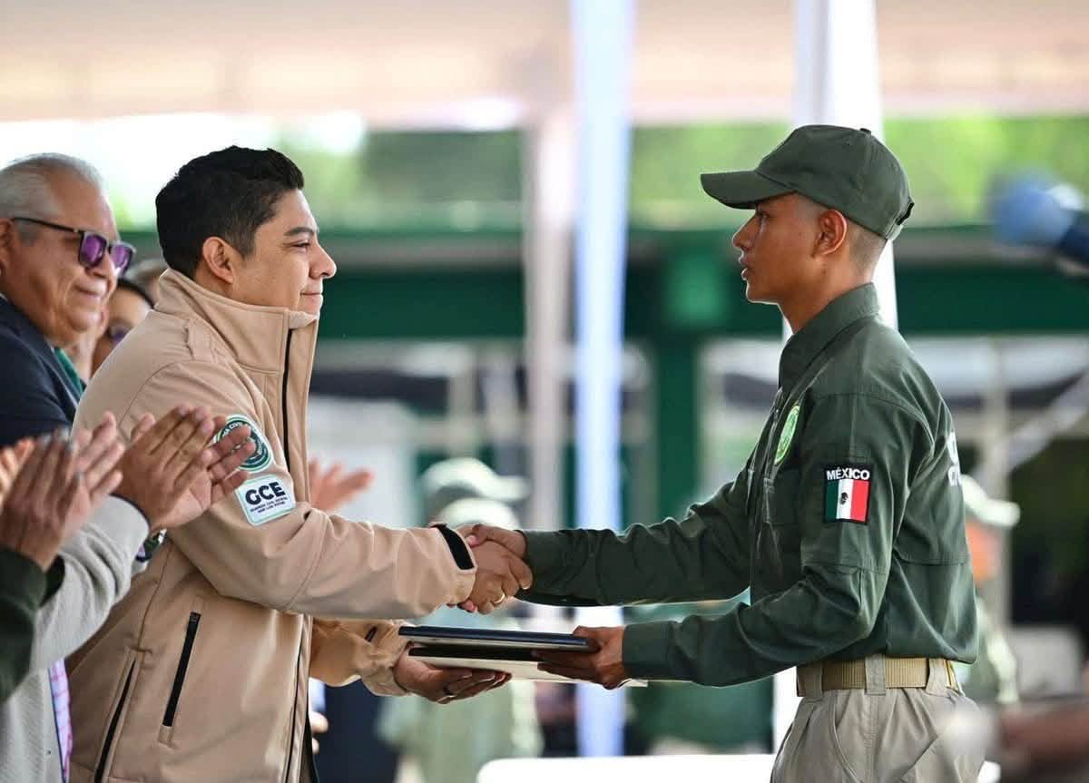 EL GOBERNADOR RICARDO GALLARDO PROYECTA MEGAGIMNASIO PARA ELEMENTOS DE SEGURIDAD ESTATALES Y FEDERALES