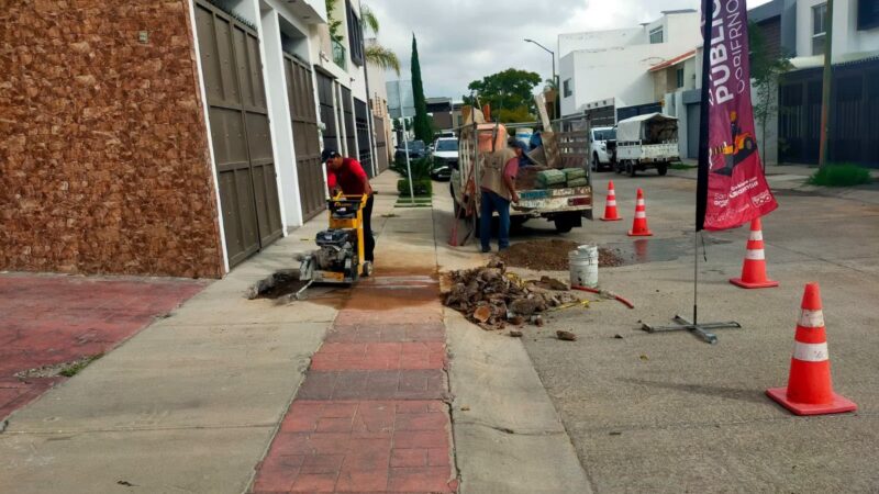 Gobierno Municipal intensifica bacheo y reparación de fugas en Villa Magna