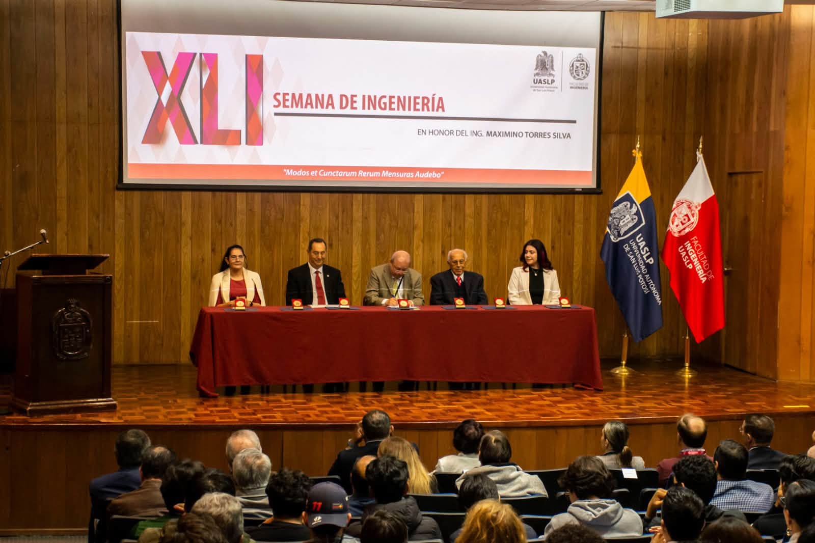 EDUCACIÓN PÚBLICA DE CALIDAD, EJE DE LA XLI SEMANA DE INGENIERÍA DE LA UASLP.