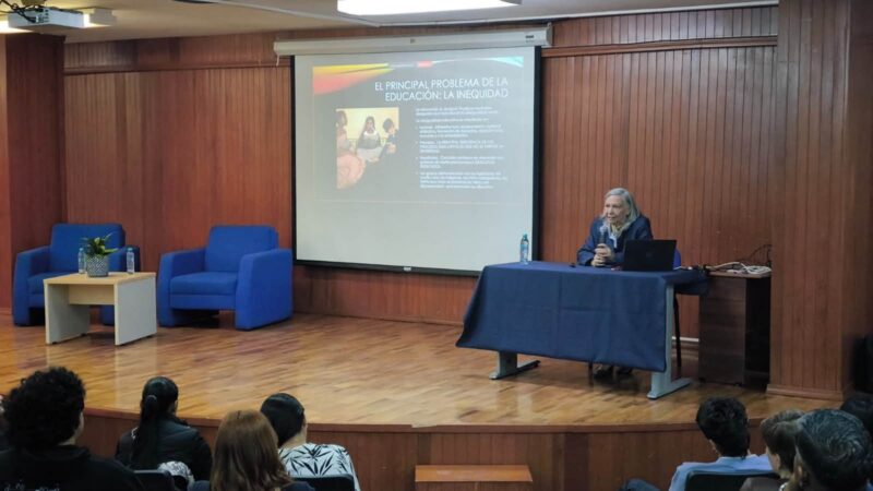 Socióloga Sylvia Schmelkes destaca en la UASLP la inclusión y la diversidad como claves para la equidad educativa.