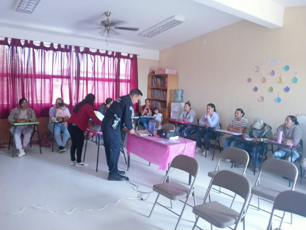 Inician pláticas de “La Policía en tu Escuela” para fortalecer la seguridad y la convivencia escolar en escuelas municipales