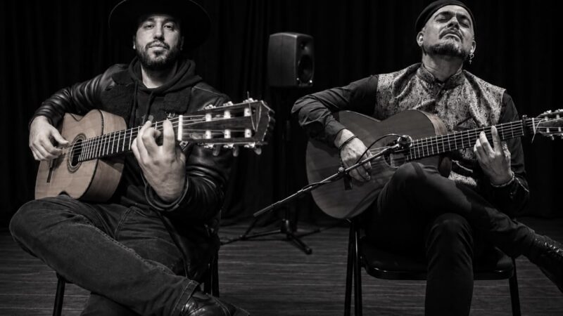  “DOS GUITARRAS, UN MUNDO” LLEGA AL COSSÍO