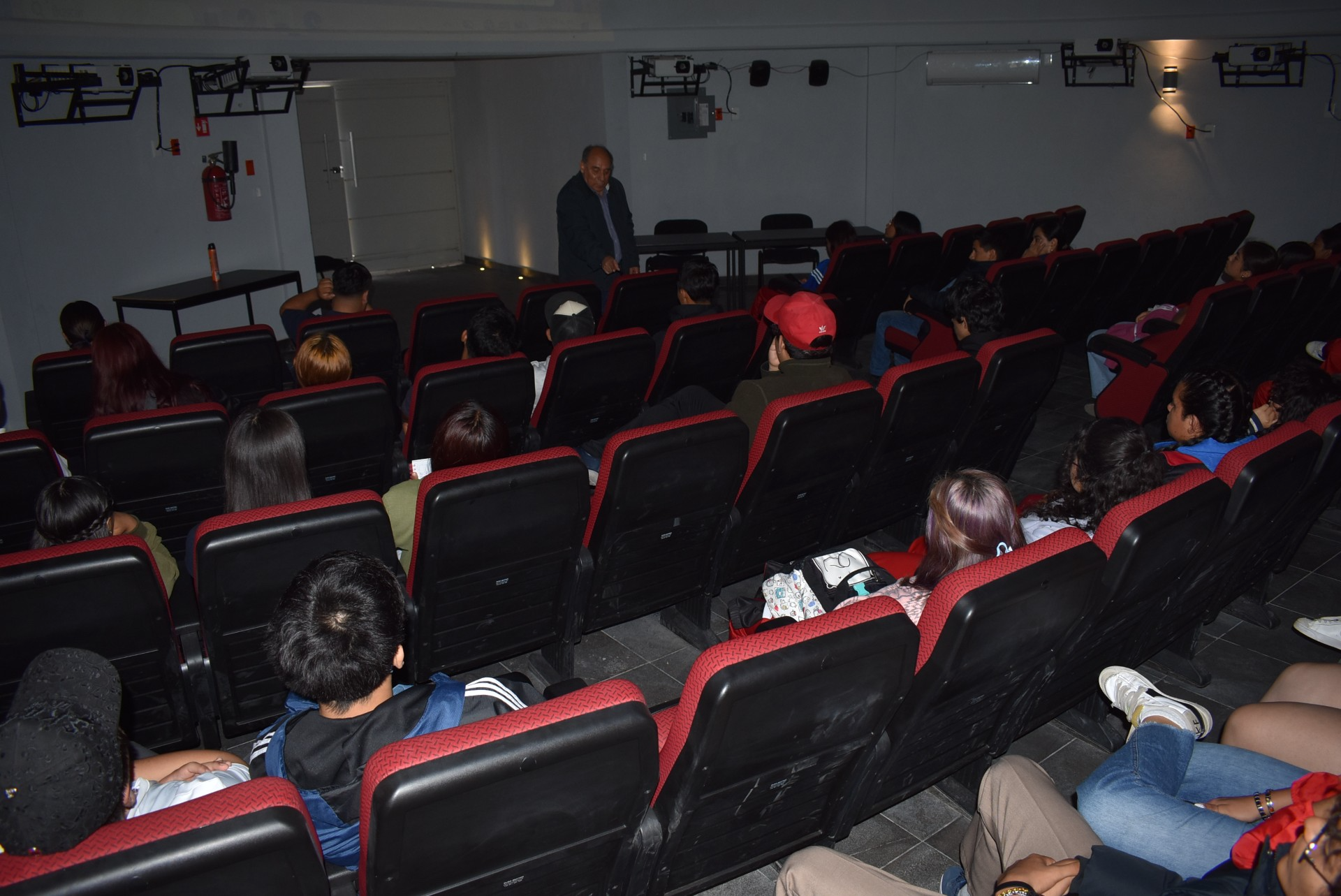 MUSEO EL METEORITO ACERCA LA FÍSICA A JÓVENES DE NIVEL MEDIO SUPERIOR