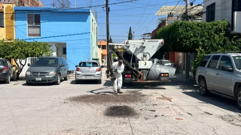Atiende Obras Públicas reportes ciudadanos y prioriza reparación de baches en San Luis Capital