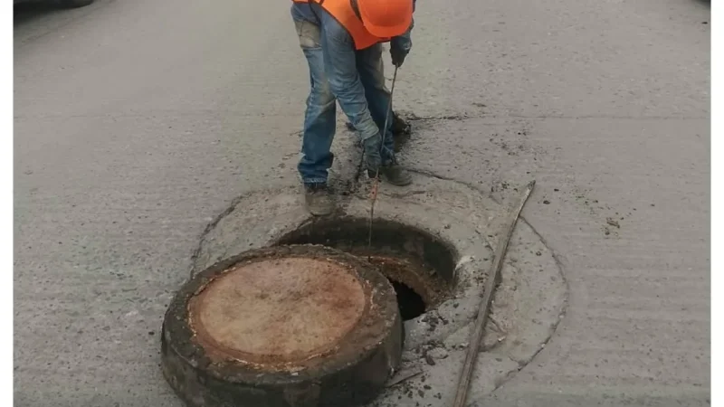Con trabajos de desazolve mejoran condiciones para centro educativo en Las Piedras